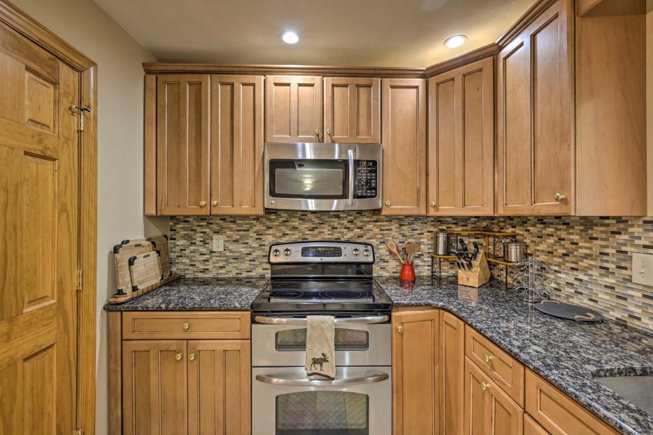 Renovated Escape, Walk To Slopes *