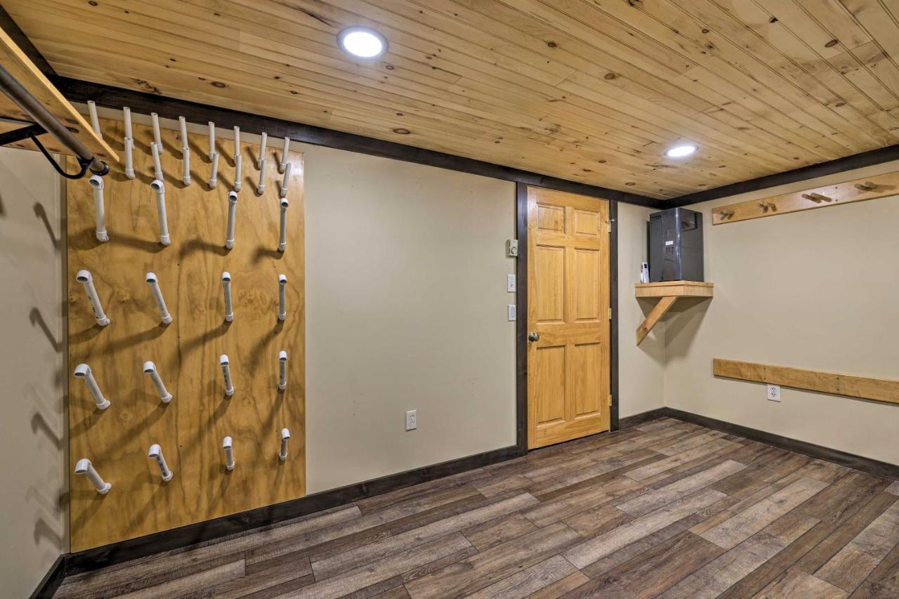 Renovated Escape, Walk To Slopes