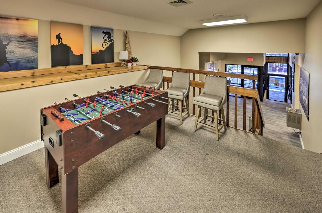 Casa de férias Renovated Escape, Walk To Slopes Tannersville